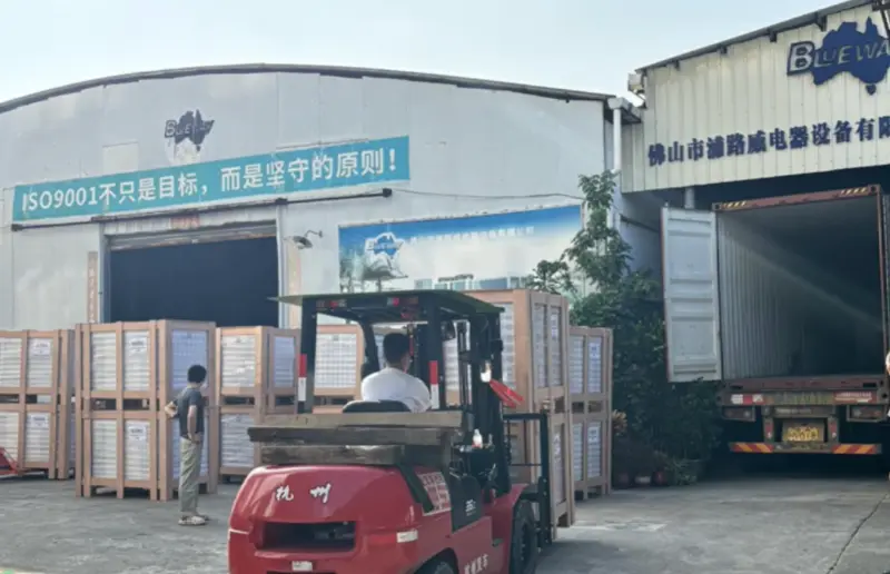 Pompa di calore istantanea per acqua calda per il nostro cliente chiave.