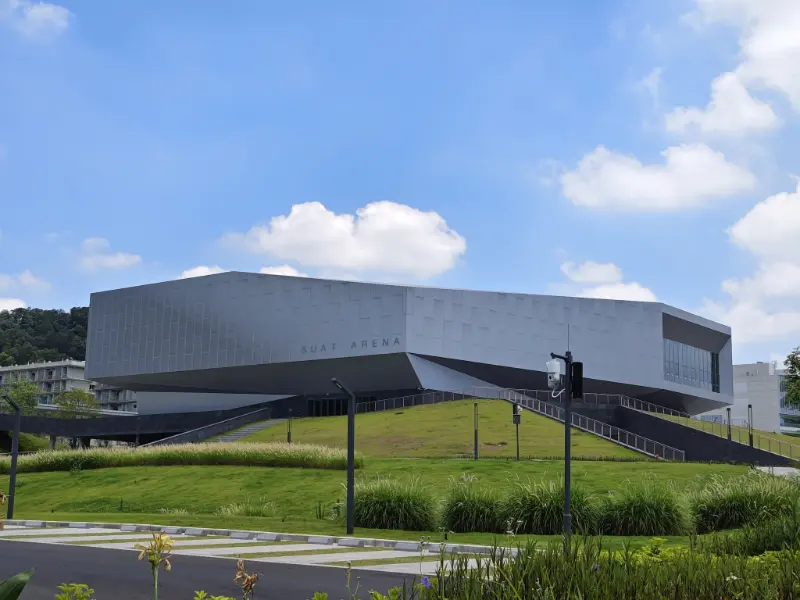 Progetto della pompa di calore Blueway presso il centro natatorio dell'Università di tecnologia avanzata di Shenzhen (SUAT). Progetto della pompa di calore Blueway presso il centro natatorio dell'Università di tecnologia avanzata di Shenzhen (SUAT).